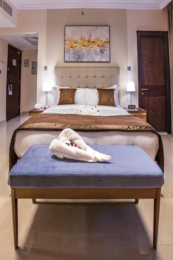 Viola Hotel Apartments シャルジャ エクステリア 写真