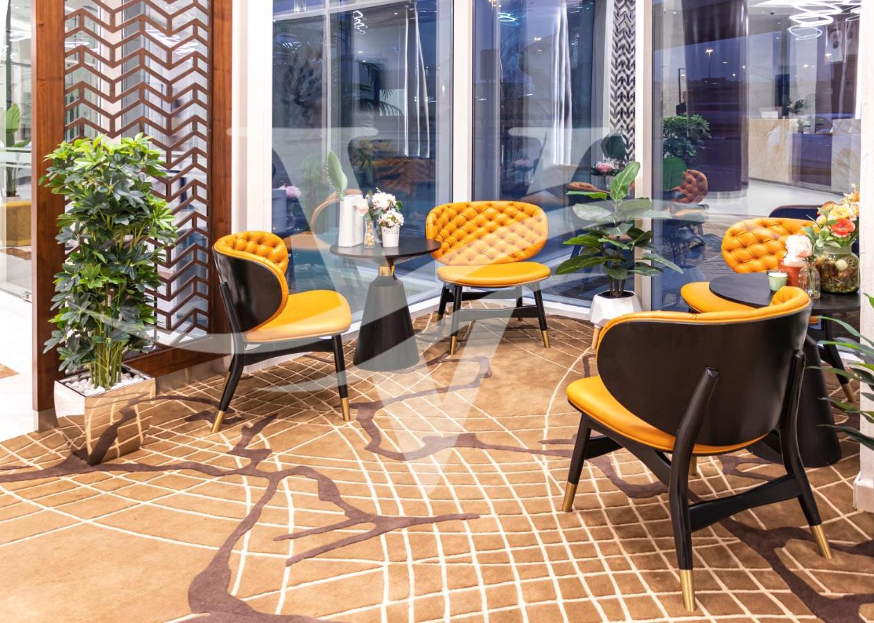 Viola Hotel Apartments シャルジャ エクステリア 写真